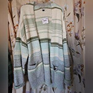 American Eagle Striped Women's Sweater, Small